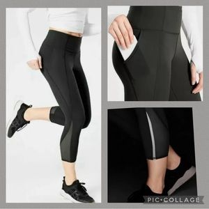 Athleta lightening capri.  EUC.  Size Medium.